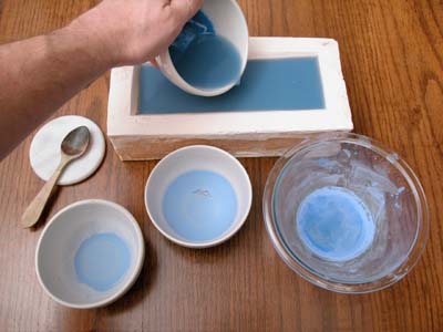 Processing Lapis into Ultramarine Blue