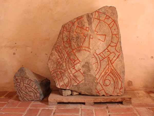 Rasbo kyrka runestones